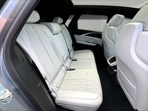Certified 2025 Cadillac Lyriq Luxury w/ LPO, Floor Liner Package AWD/4WD image 24