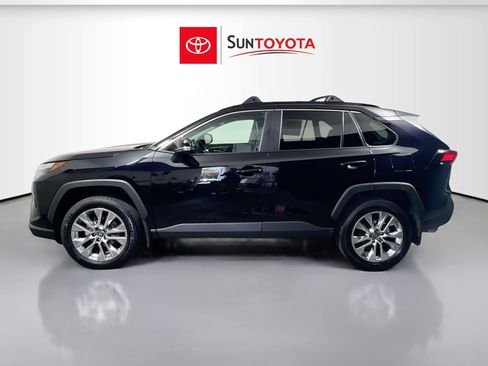 Used 2025 Toyota RAV4 XLE Premium image 7