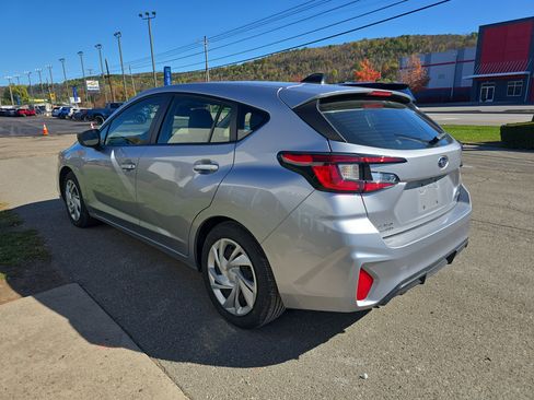 Used 2024 Subaru Impreza 2.0i image 6