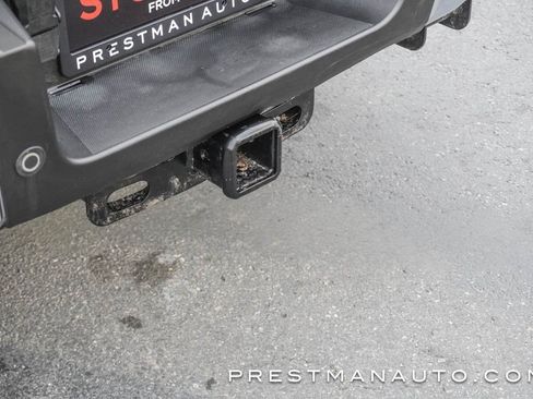 Used 2025 Ford F250 Lariat w/ Chrome Package image 8