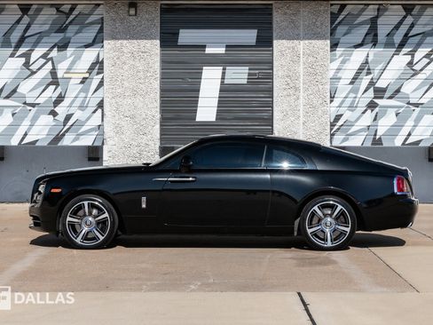 Used 2017 Rolls-Royce Wraith image 8