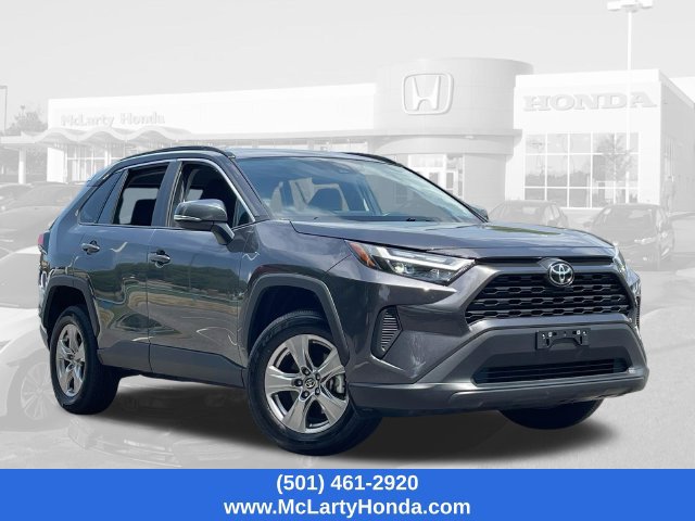 Used 2025 Toyota RAV4 XLE FWD image 20
