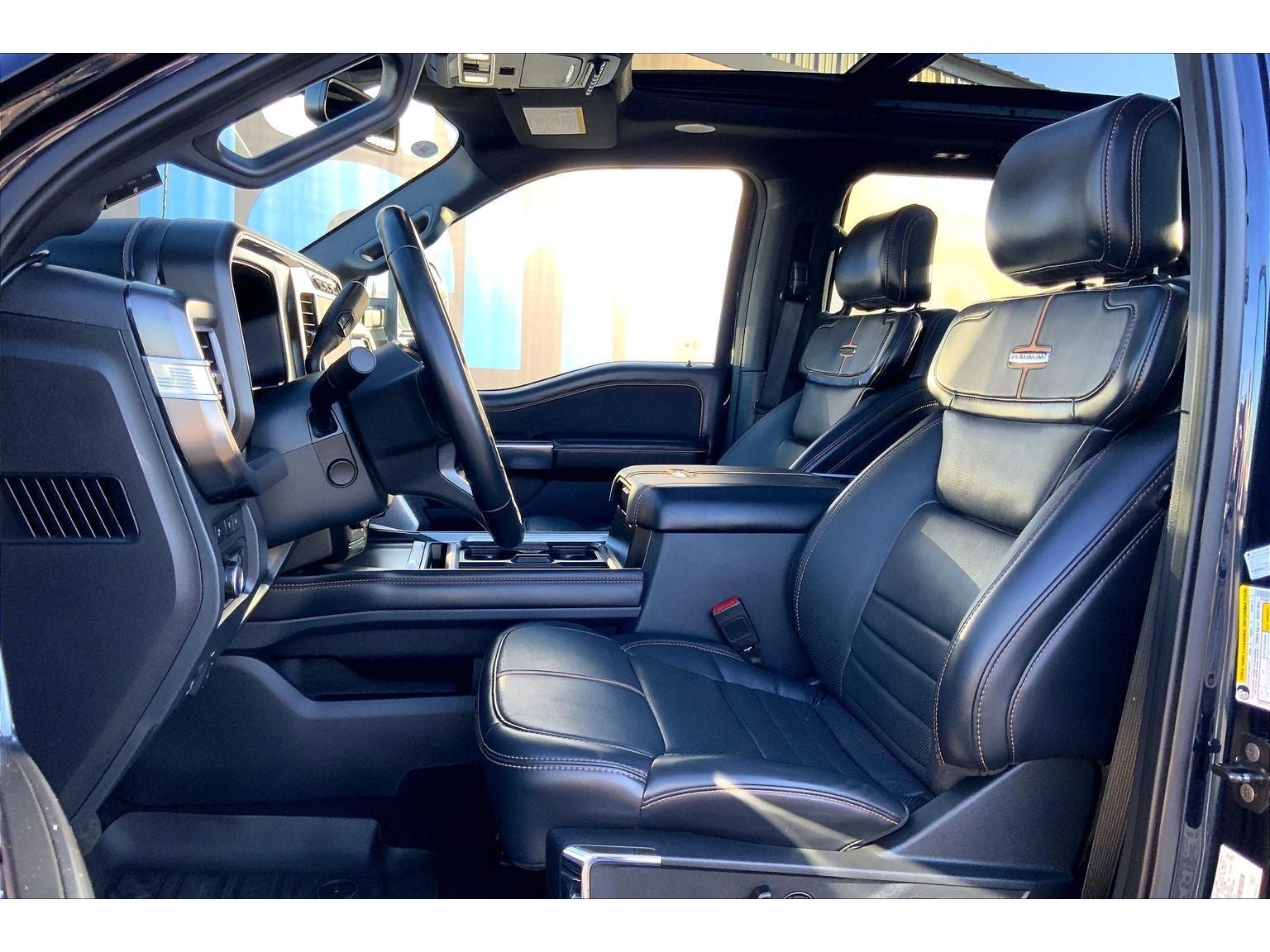 Used 2024 Ford F450 Platinum w/ FX4 Off-Road Package AWD/4WD image 27