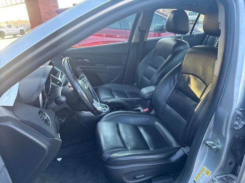 Used 2014 Chevrolet Cruze LT image 14