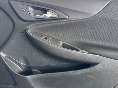 Used 2025 Chevrolet Malibu RS image 25