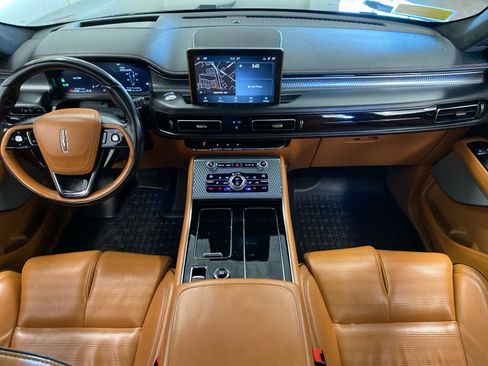 Used 2020 Lincoln Aviator Black Label w/ Dynamic Handling Package image 11