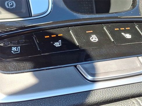 Used 2024 Hyundai Santa Cruz Limited image 23