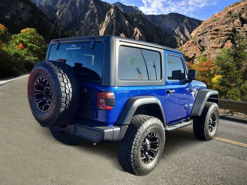 Used 2019 Jeep Wrangler Sport AWD/4WD image 3