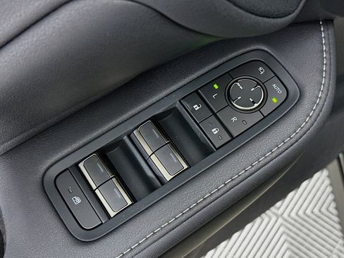 New 2025 Lexus TX 350 AWD image 18