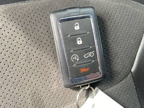 Used 2023 Jeep Grand Cherokee Altitude AWD/4WD image 24