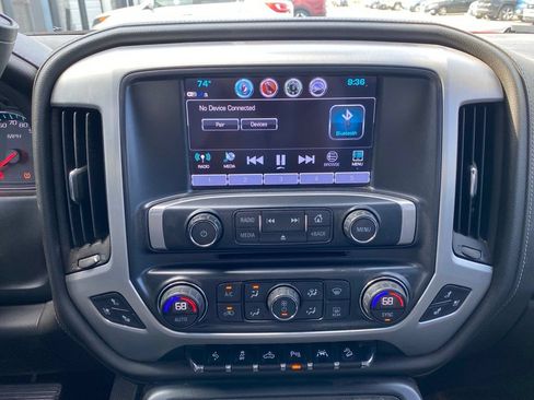 Used 2017 GMC Sierra 1500 SLT AWD/4WD image 18