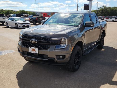 New 2025 Ford Ranger Lariat w/ Black Appearance Package image 1