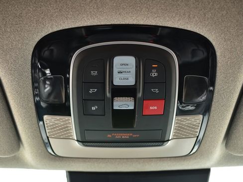 Used 2023 Hyundai Palisade Limited FWD image 50