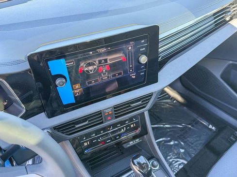 New 2026 Volkswagen Jetta SE w/ Black Wheel Package image 30