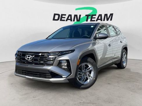 Certified 2026 Hyundai Tucson SE image 3