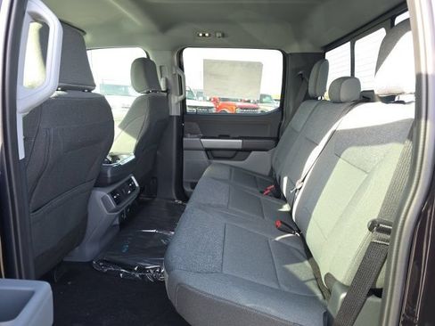 Used 2025 Ford F150 XLT w/ Equipment Group 302A MID AWD/4WD image 15