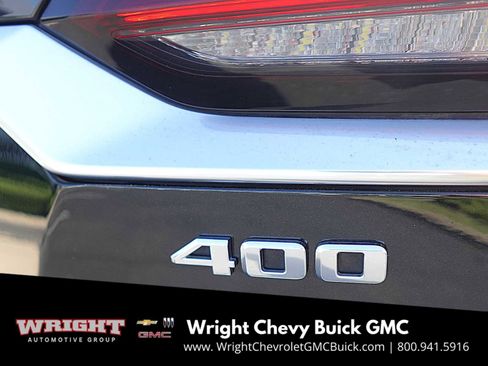 Used 2025 Cadillac XT6 Premium Luxury image 11