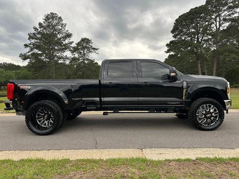 Used 2024 Ford F350 XLT AWD/4WD image 4