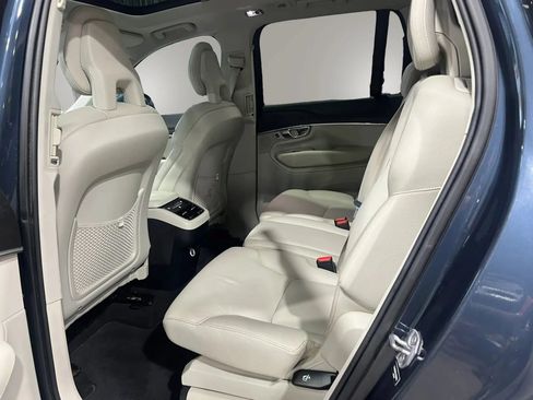 Used 2020 Volvo XC90 T5 Momentum AWD/4WD image 21