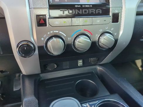 Used 2018 Toyota Tundra SR5 image 9