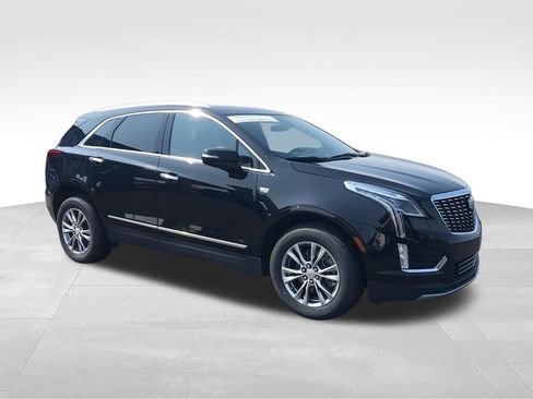 Used 2022 Cadillac XT5 Premium Luxury AWD/4WD image 2
