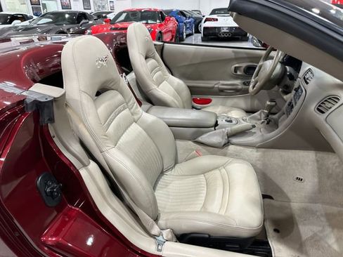 Used 2003 Chevrolet Corvette Convertible w/ Preferred Equipment Group1 RWD image 18