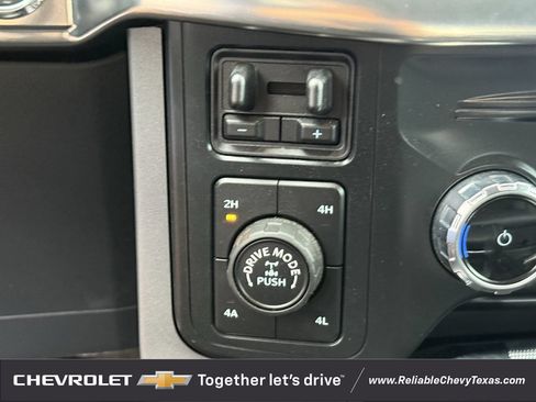 Used 2022 Ford F150 Lariat w/ FX4 Off-Road Package AWD/4WD image 24