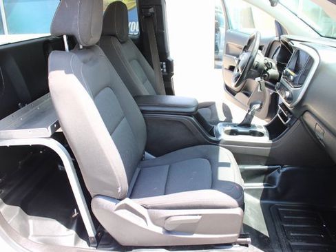 Used 2022 Chevrolet Colorado LT w/ Fleet Safety Package image 21