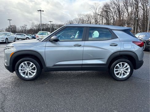 Used 2026 Chevrolet TrailBlazer LS image 3