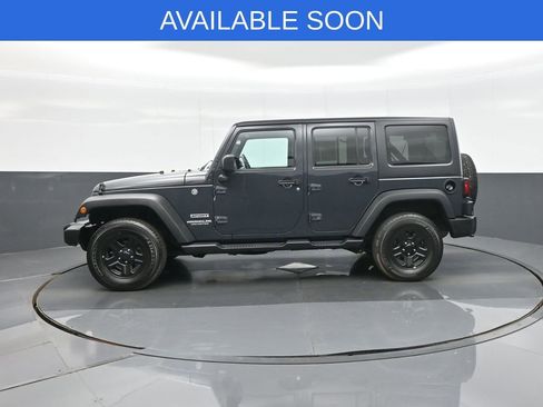 Used 2017 Jeep Wrangler Unlimited Sport w/ Connectivity Group AWD/4WD image 4