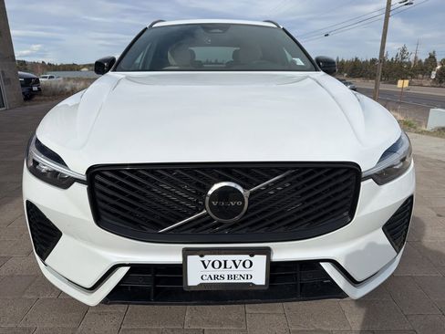 New 2026 Volvo XC60 B5 Core image 3