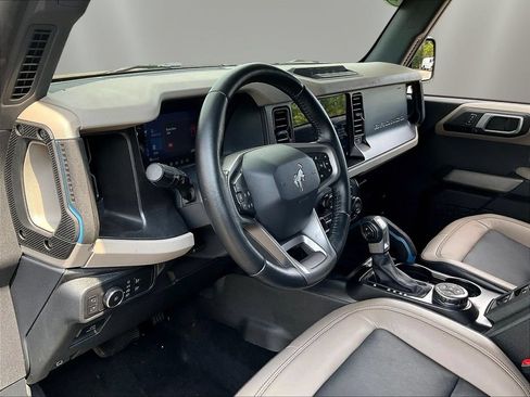 Used 2021 Ford Bronco Wildtrak AWD/4WD image 18
