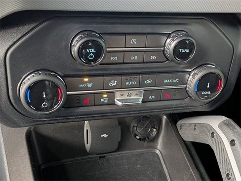 Used 2022 Ford Bronco Big Bend image 27