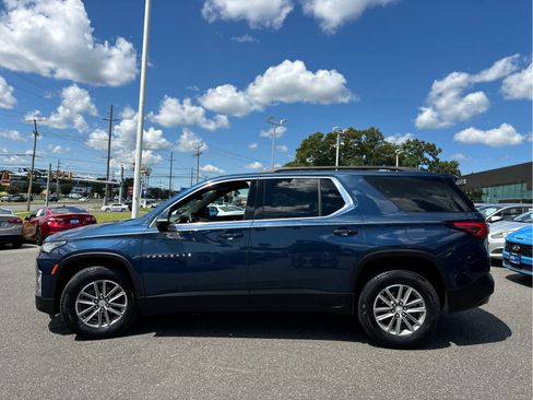 Certified 2023 Chevrolet Traverse LT FWD image 5