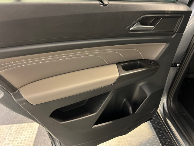 Certified 2023 Volkswagen Atlas SE AWD/4WD image 18