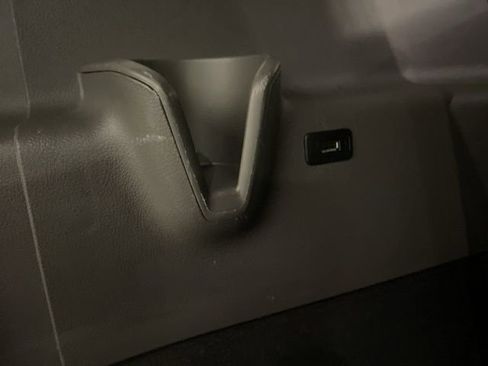 Used 2023 Ford Transit 350 XLT image 36