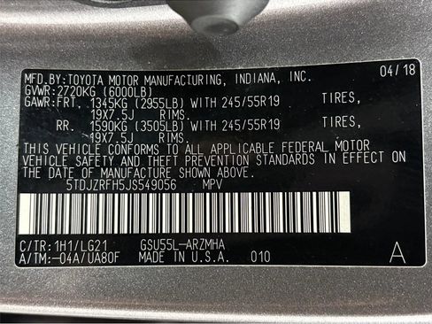 Used 2018 Toyota Highlander SE w/ Carpet Mat Package (TMS) AWD/4WD image 28
