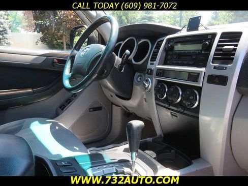 Used 2004 Toyota 4Runner SR5 w/ Preferred Accessory Pkg AWD/4WD image 6