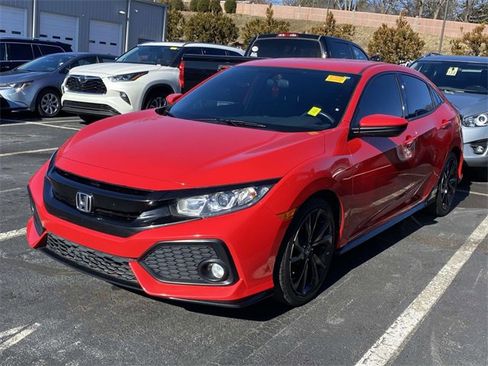 Used 2017 Honda Civic Sport image 3