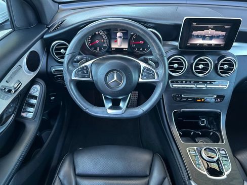 Used 2019 Mercedes-Benz GLC 300 image 16