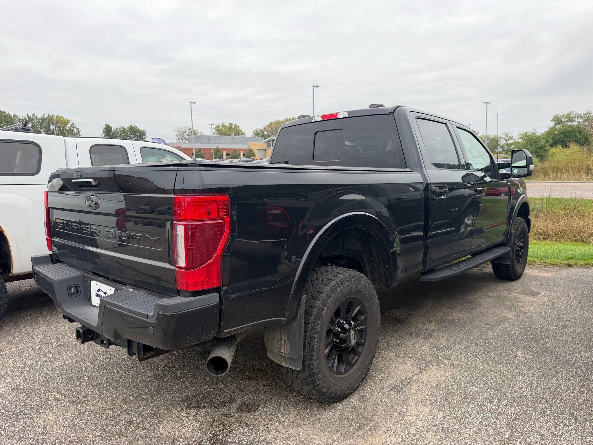 Used 2022 Ford F250 Lariat w/ Tremor Off-Road Package AWD/4WD image 3