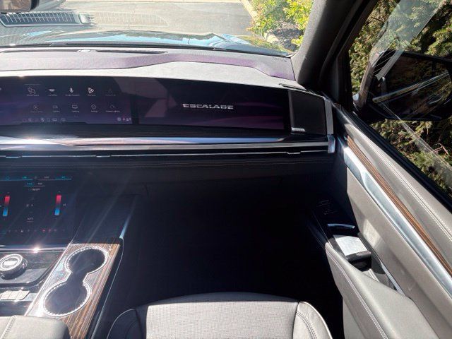 Certified 2026 Cadillac Escalade Luxury w/ Touring Package AWD/4WD image 21
