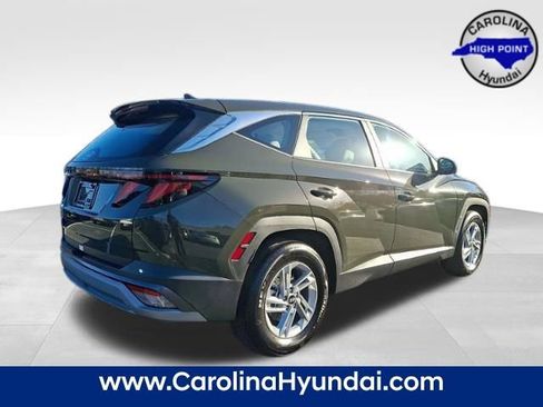 New 2026 Hyundai Tucson SE image 4