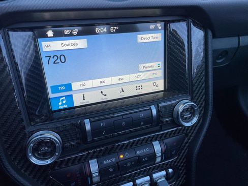 Used 2018 Ford Mustang GT Premium w/ Equipment Group 401A image 18