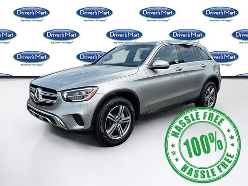 Used 2021 Mercedes-Benz GLC 300 4MATIC image 3
