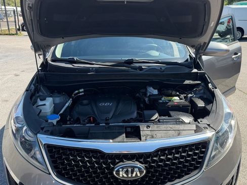 Used 2016 Kia Sportage LX w/ LX Popular Package image 17