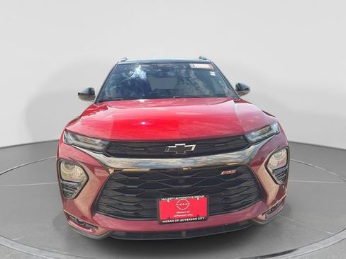 Used 2022 Chevrolet TrailBlazer RS w/ Sun and Liftgate Package FWD image 9