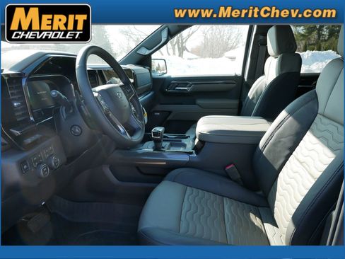 New 2026 Chevrolet Silverado 1500 ZR2 image 4