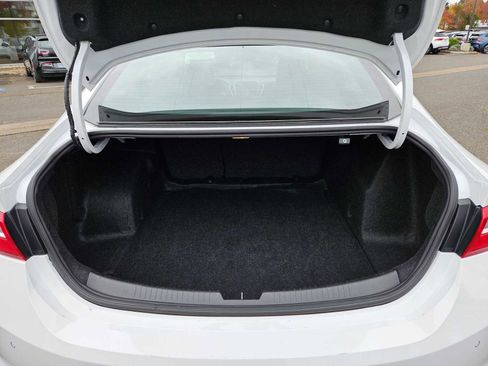 Used 2024 Chevrolet Malibu LT image 18