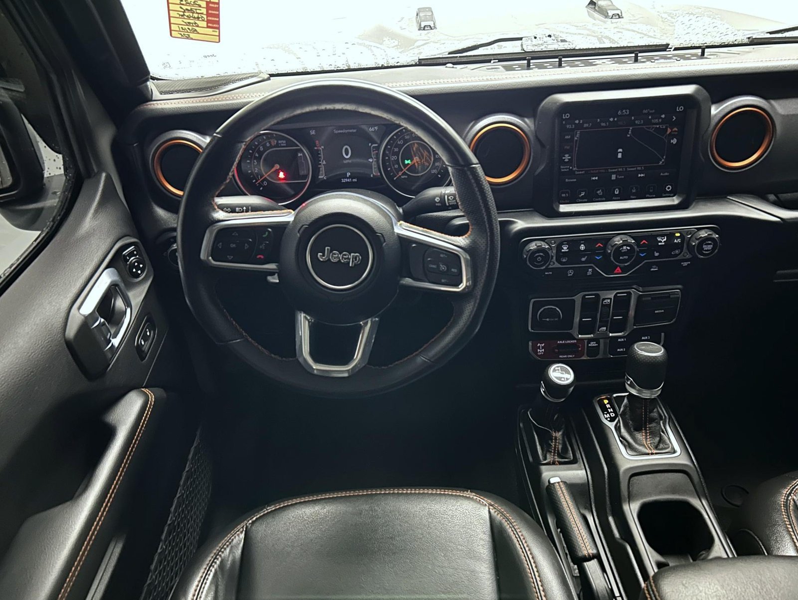 Used 2023 Jeep Gladiator Mojave w/ LED Lighting Group AWD/4WD image 14